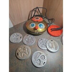 VINTAGE 1966 SOOPER,GOOPER ELECTRIC TOY WITH 6 ALUMINUM MOLDS